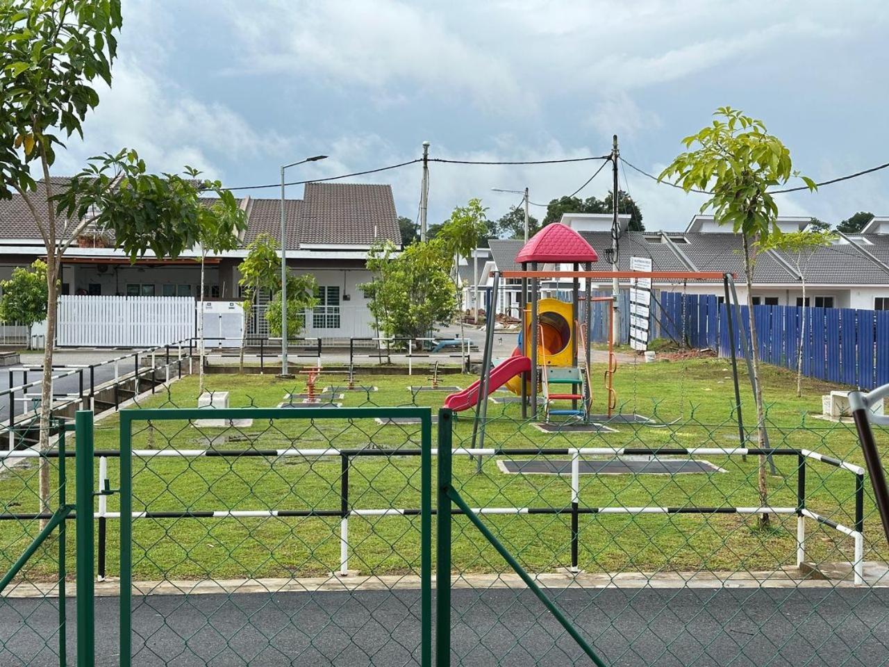 Homestay Kenari *